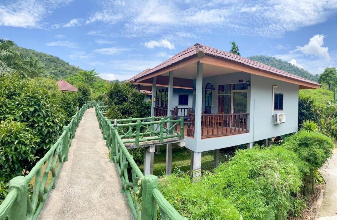 Khao Sok Jungle Huts Resort Khao Sok National Park Экстерьер фото