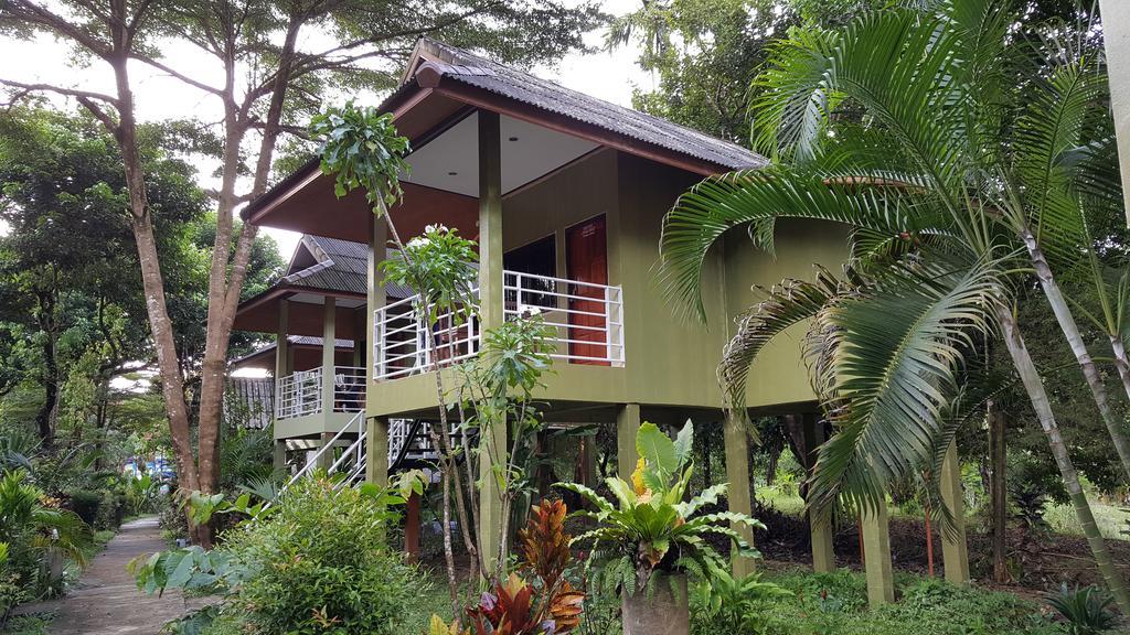 Khao Sok Jungle Huts Resort Khao Sok National Park Экстерьер фото