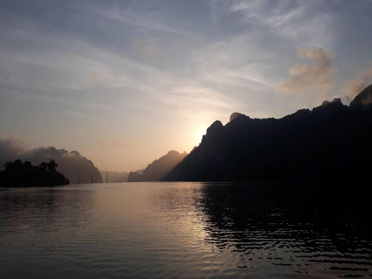 Khao Sok Jungle Huts Resort Khao Sok National Park Экстерьер фото